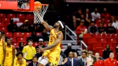 Terps Looking To Carry Hot Shooting, Passing, Defense Into Syracuse Bout